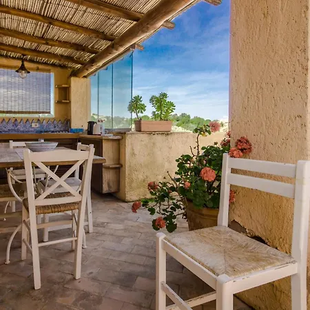 Guesthost - Sea View Flat With Veranda And Pool *